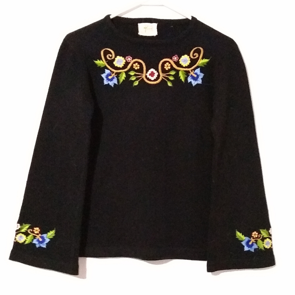 Black Embroidered Trumpet Sleeve Sweatshirt S M